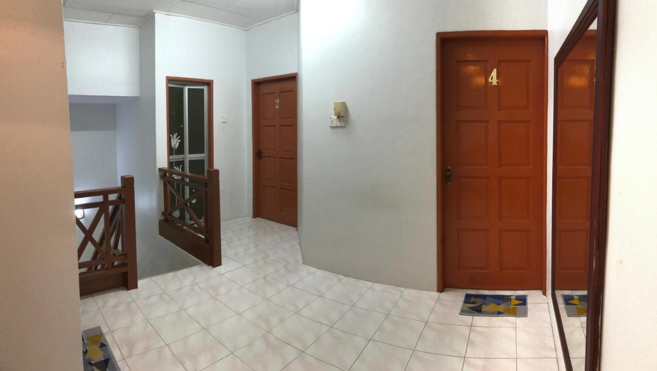 Ruhani Homestay 3 Kb - 4 Bedroom Fully Airconditioned With Wifi & Netflix Kota Bharu Kültér fotó